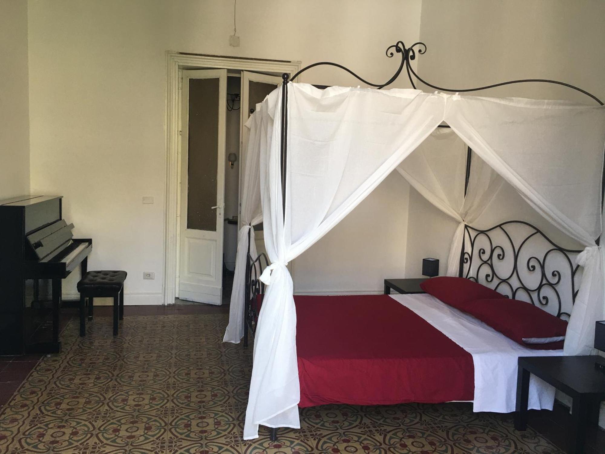 Bohemian Apartment Terrace Downtown Catania Luaran gambar